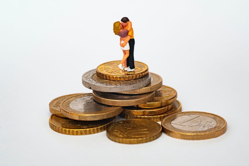 【母子家庭】貧困でもお金目当てで再婚相手を選ぶのはやめよう