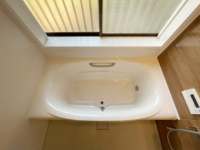 浴室は全て新品交換済♪　湯沸かしワンタッチで何度でも適温をキープ湯はりしてくれます。