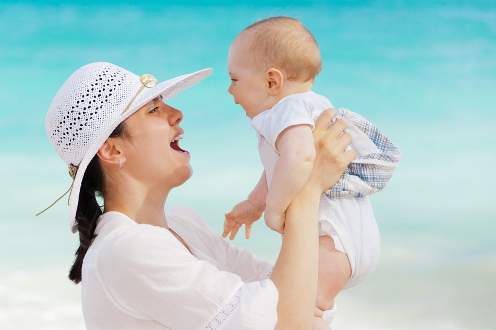 【子育て】泣き癖がひどい時はこの歌を聞かせてあげて！