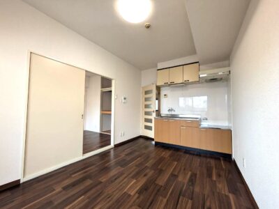 LDK（別部屋同型タイプ）